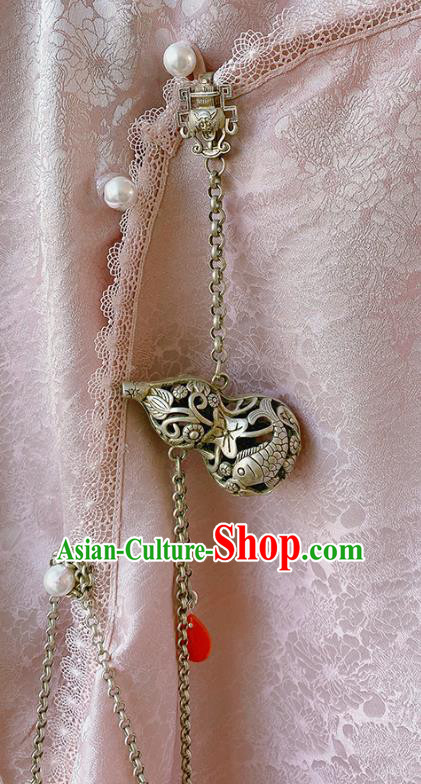 China Classical Cheongsam Carving Gourd Tassel Pendant Traditional Cupronickel Accessories Brooch