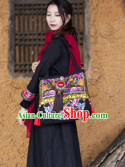 China National Embroidered Handbag Handmade Women Bag Ethnic Embroidery Bag