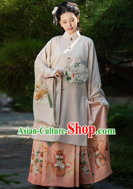 Ancient China Noble Countess Costumes Traditional Ming Dynasty Court Women Embroidered Clothing