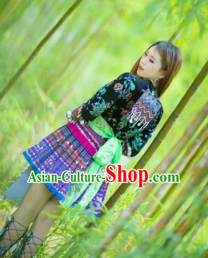 Top Quality Yunnan Mengzi Clothing China Miao Ethnic Women Short Dress Embroidered Blouse and Skirt and Hat