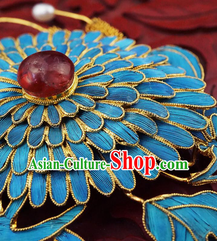 China Classical Qing Dynasty Brooch Traditional Handmade Court Cloisonne Chrysanthemum Breastpin