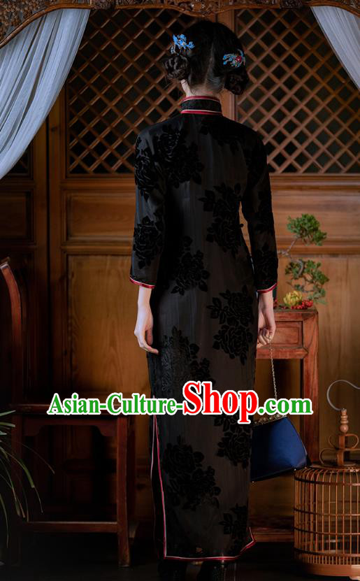 Chinese National Women Cheongsam Traditional Costume Classical Black Velvet Qipao Dress