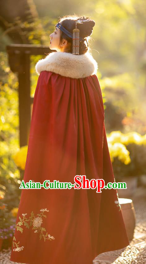 Chinese Traditional Qing Dynasty Costume Ancient Court Lady Embroidered Red Cloak