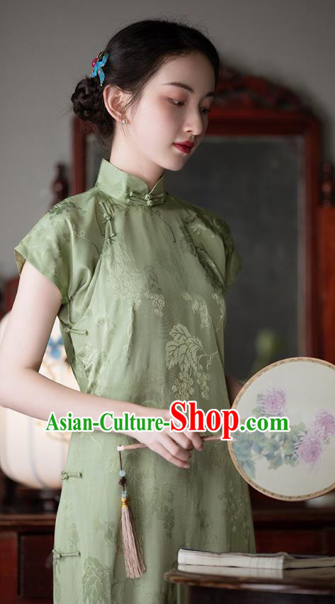 Chinese Traditional Grape Pattern Light Green Silk Cheongsam National Women Classical Qipao Dress Costume