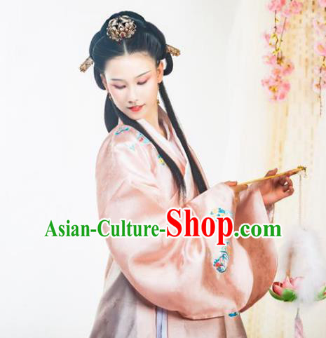 Ancient China Patrician Princess Embroidered Hanfu Dress Traditional Ming Dynasty Infanta Historical Clothing