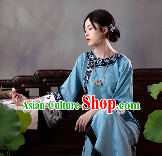 China Traditional Qing Dynasty Qipao Dress Embroidered Blue Silk Cheongsam