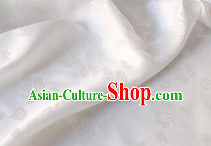 Asian Chinese Traditional Pattern Design White Silk Drapery Mulberry Silk Fabric Hanfu Satin Cloth