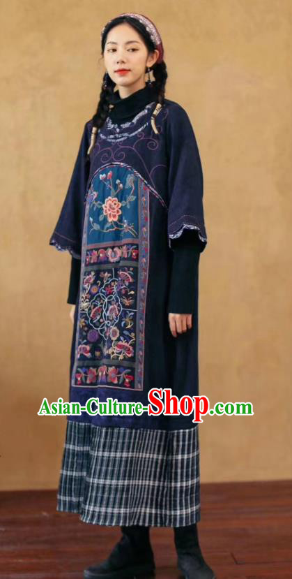 Chinese Retro Embroidered Navy Flax Dress Traditional National Women Cheongsam Clothing