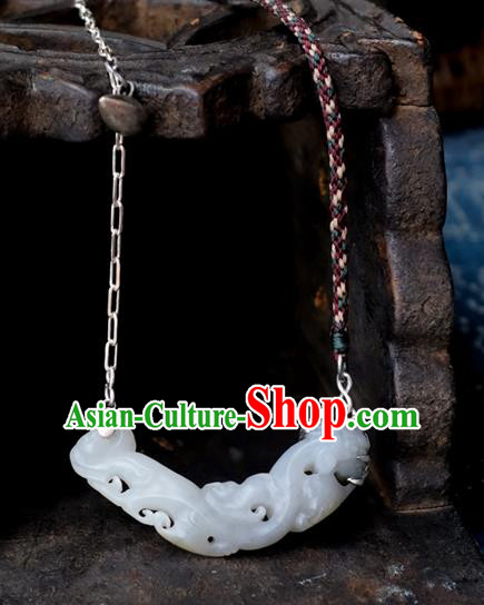 China Traditional White Jade Necklace Handmade Jewelry Accessories