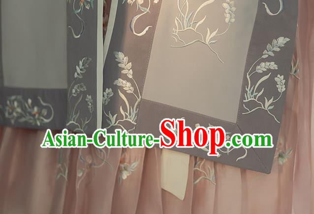 China Traditional Song Dynasty Royal Princess Historical Clothing Ancient Court Lady Hanfu Dress Costumes
