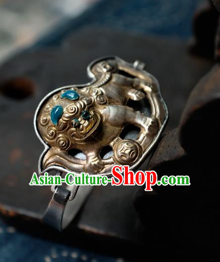 Chinese Handmade Bracelet Accessories Traditional Silver Carving Lion Jewelry