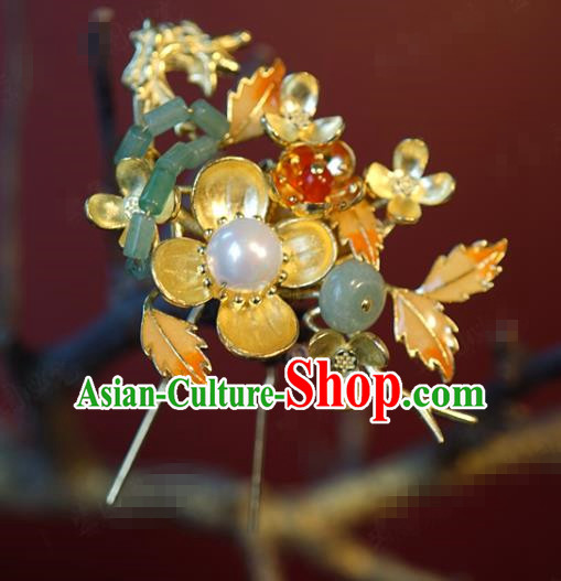 China Traditional Golden Plum Blossom Hair Stick Wedding Xiuhe Suit Hair Accessories Bride Jade Pearl Hairpin