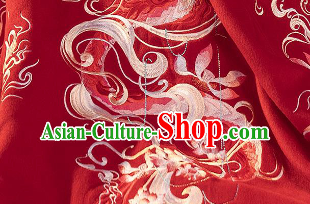 China Ancient Princess Embroidered Red Cloak Costume Traditional Jin Dynasty Court Beauty Clothing