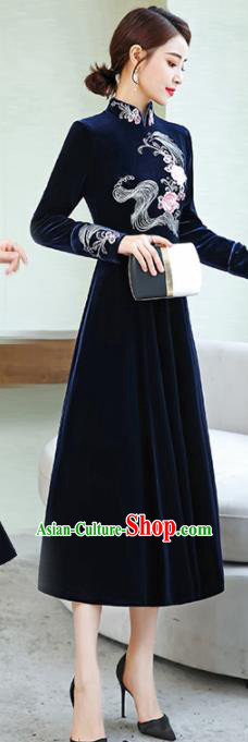 Chinese Traditional Embroidered Navy Velvet Cheongsam Costume China National Qipao Dress for Women