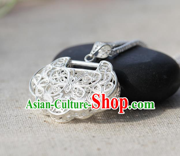 Chinese Traditional Miao Nationality Silver Carving Butterfly Longevity Lock Handmade Ethnic Necklace Accessories for Women