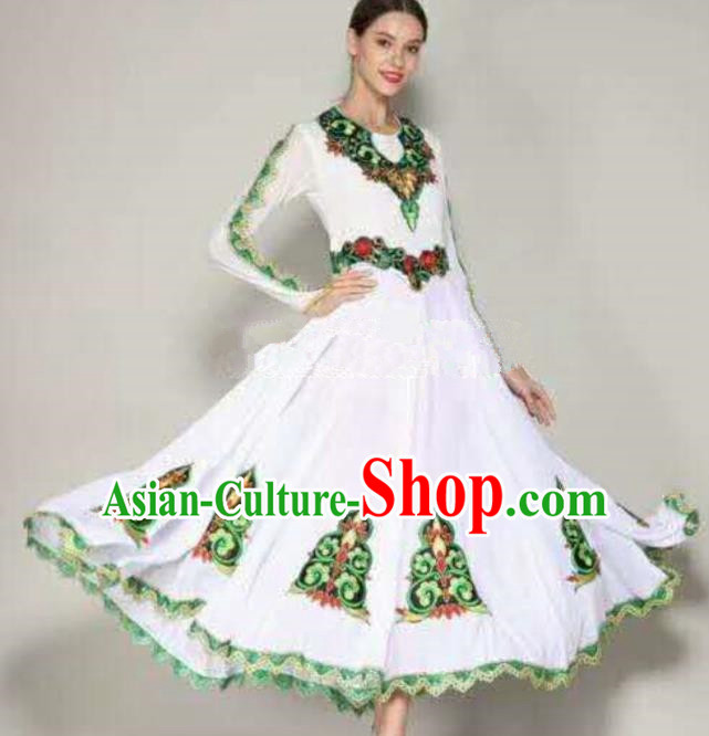 Traditional Chinese Xinjiang Uyghur Nationality Folk Dance White Dress Ethnic Stage Show Costume for Women