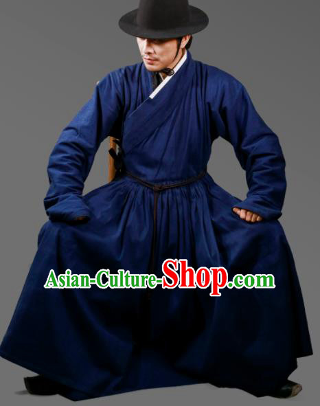 Traditional Chinese Ming Dynasty Swordsman Navy Robe Ancient Imperial Guards Costumes for Men