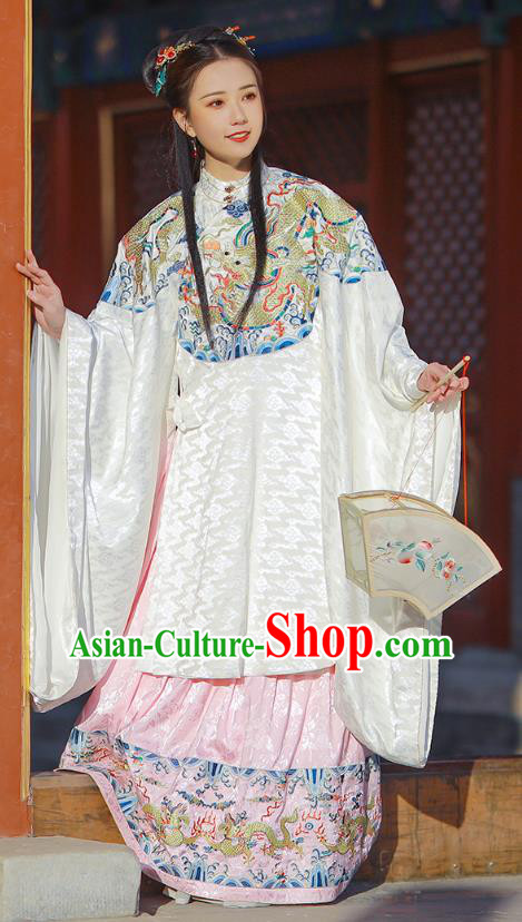 Chinese Ming Dynasty Patrician Lady White Blouse and Skirt Traditional Ancient Court Princess Costumes for Women