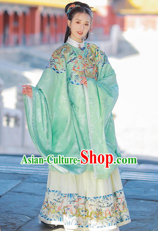 Chinese Ming Dynasty Princess Green Blouse and Skirt Traditional Ancient Court Infanta Costumes for Women