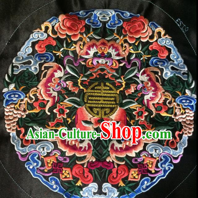 Chinese Traditional Embroidered Bats Black Round Applique Embroidery Patch Embroidery Craft Accessories