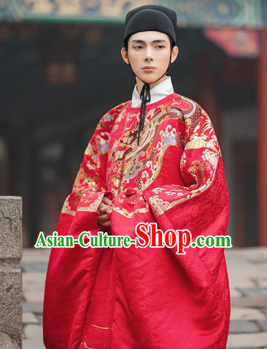 Chinese Traditional Ming Dynasty Bridegroom Wedding Red Hanfu Garment Ancient Emperor Costumes for Women