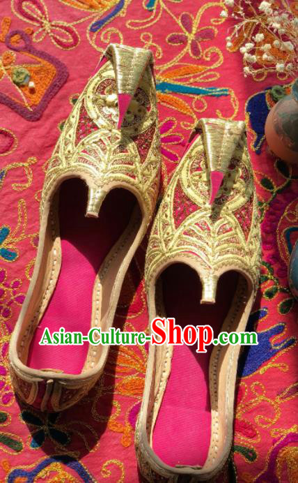 Asian India Traditional Wedding Embroidered Rosy Shoes Indian Handmade Shoes for Women