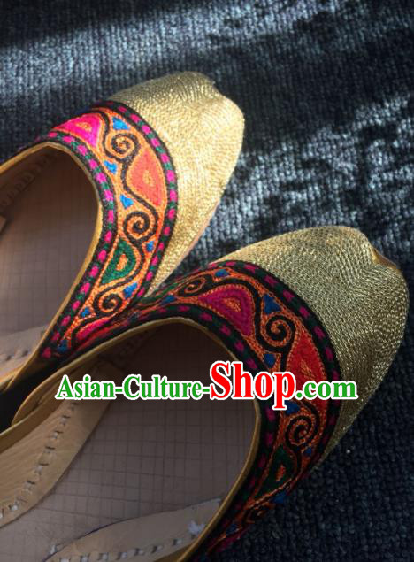 Asian India Traditional Embroidered Golden Leather Shoes Indian Handmade Shoes for Women