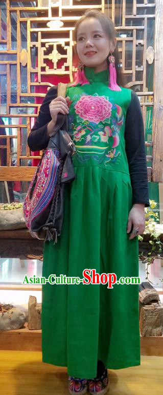 Traditional Chinese Embroidered Peony Green Sleeveless Dress National Cheongsam Costume for Women