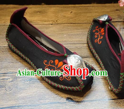 Traditional Chinese Wedding Ethnic Black Shoes Embroidered Shoes Yunnan National Shoes for Women