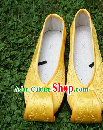 Traditional Chinese Golden Embroidered Shoes National Ethnic Wedding Shoes Hanfu Shoes for Women