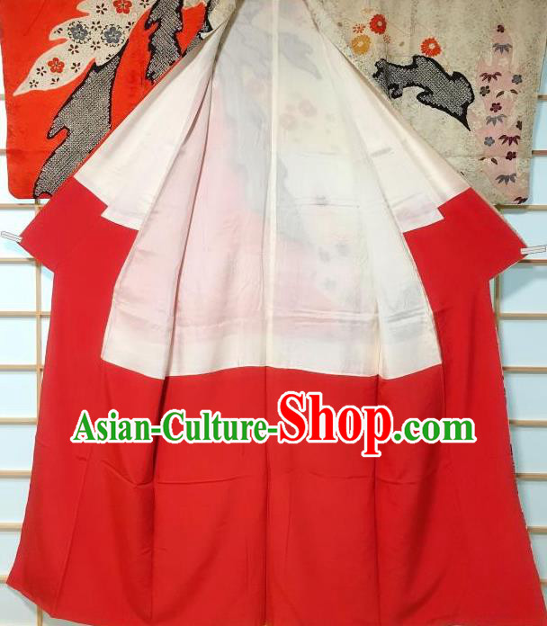 Traditional Japanese Embroidered Chrysanthemum Red Furisode Kimono Japan Yukata Dress Costume for Women