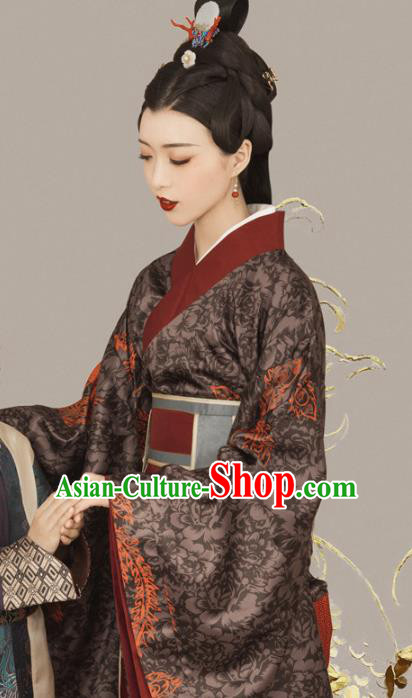 Chinese Ancient Drama Queen Embroidered Dress Traditional Qin Dynasty Empress Replica Costumes for Women