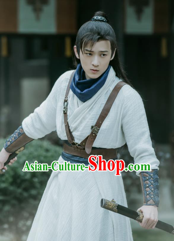 Chinese Ancient Swordsman Clothing Historical Drama The Love Lasts Two Minds Costume and Headpiece for Men