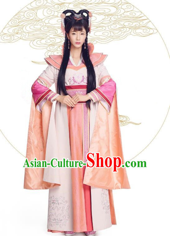 Chinese Historical Drama The Eternal Love Ancient Noble Lady Zhao Qingyun Costume and Headpiece for Women