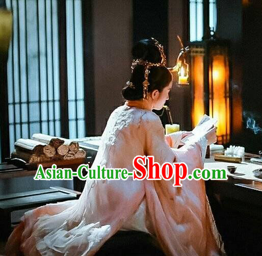 Chinese Drama Princess Silver Ancient Princess Rong Le Historical Costume and Headpiece for Women