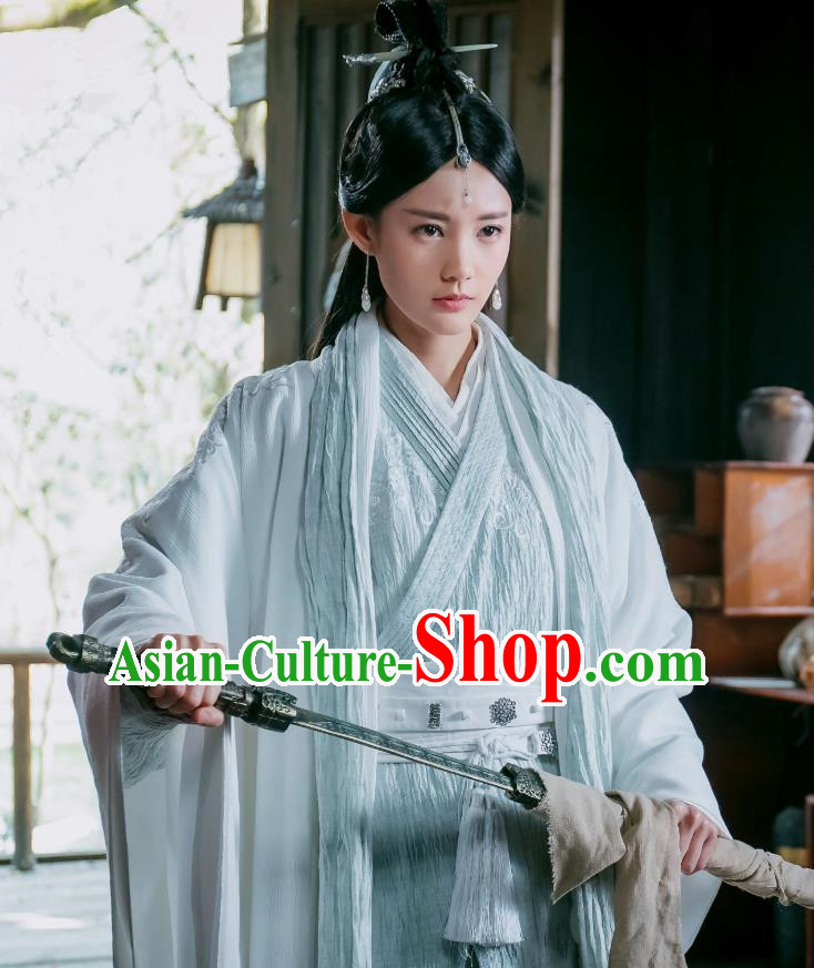 Chinese Ancient Female Swordsman Dress Historical Drama Sword Dynasty Gongsun Qianxue Costume and Headpiece for Women