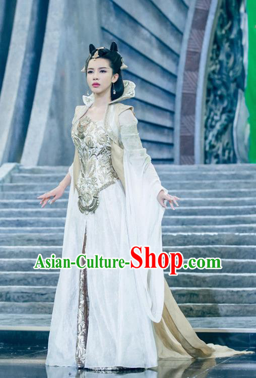 Chinese Ancient Fox Fairy Dress Historical Drama The Taosim Crandmaster Bai Xianji Costumes and Hair Accessories