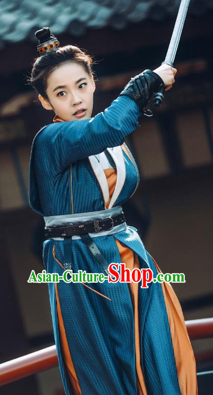 Chinese Ancient Female Swordsman Historical Costumes and Headwear Drama Tang Dynasty Tour Li Anlan Blue Dress