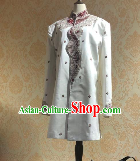 Indian Traditional Embroidered White Coat Asian Hui Nationality Bridegroom Wedding Costume for Men