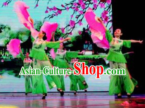 Chinese Flying Kites Folk Dance Green Outfits Traditional Fan Dance Stage Performance Costume for Women