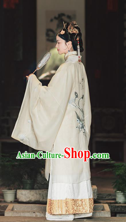 Chinese Ancient Ming Dynasty Princess Historical Costumes Traditional Royal Woman Noble Female Embroidered Hanfu Dress