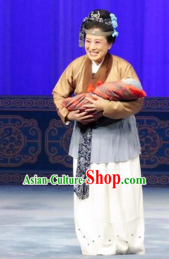 Chinese Ping Opera Old Female Servant Costumes The Wrong Red Silk Apparels and Headpieces Traditional Pingju Opera Pantaloon Dress Dame Garment