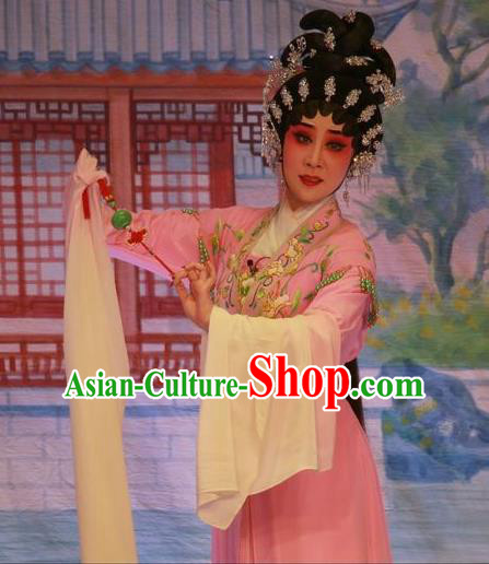 Chinese Cantonese Opera Hua Tan Garment Wu Suo Dong Gong Costumes and Headdress Traditional Guangdong Opera Young Female Apparels Diva Wei Biniang Dress