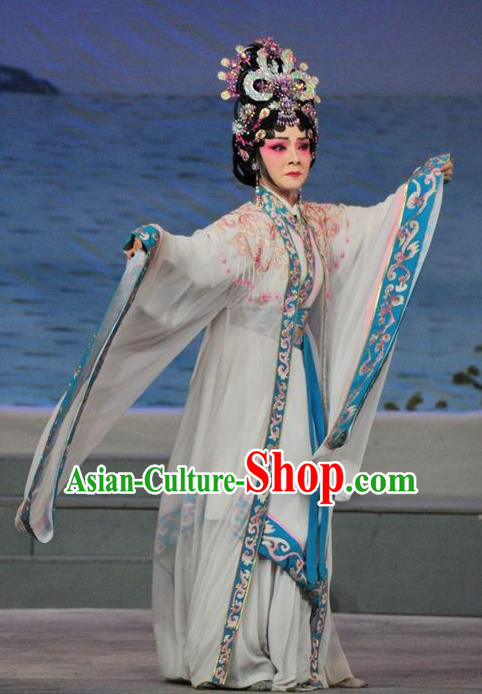 Chinese Ancient Imperial Consort Garment Three Kingdoms Period Beauty Costumes and Headdress Traditional Young Female Apparels Zhen Yuchan Dress