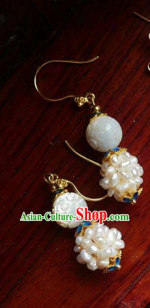 Chinese Handmade Qing Dynasty Shell Carving Earrings Traditional Hanfu Ear Jewelry Accessories Classical White Pearls Eardrop for Women