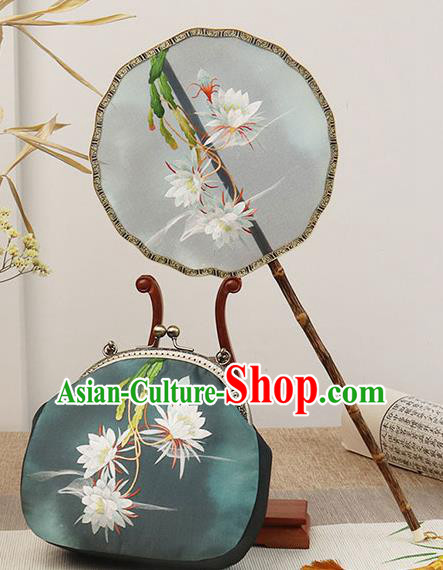 China Embroidered Epiphyllum Palace Fan Handmade Bride Hanfu Fan Traditional Wedding Silk Fan