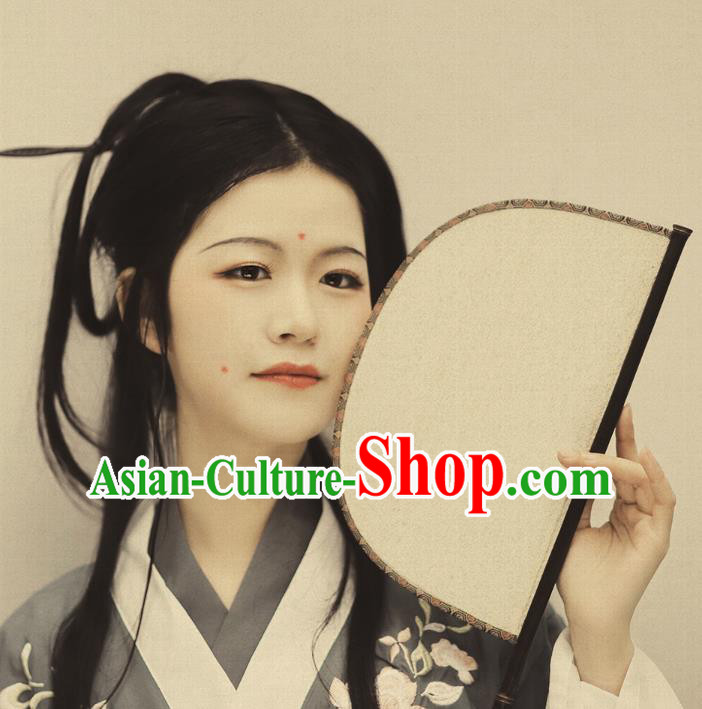 China Jin Dynasty Hanfu Fan Handmade Palace Fan Traditional Ancient Princess Silk Fan