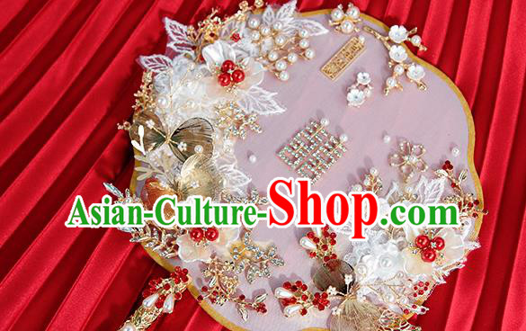 China Classical Wedding Circular Fan Traditional Handmade Shell Flowers Palace Fan