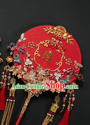 China Classical Wedding Golden Tassel Circular Fan Handmade Palace Fan Traditional Red Fan