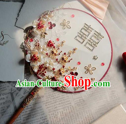 China Traditional Pearls Plum Circular Fan Handmade Wedding Palace Fan Bride Classical Dance Fan